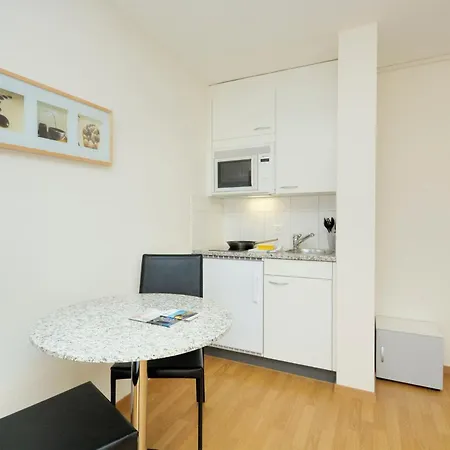 Apartment Center - Crown 13 *